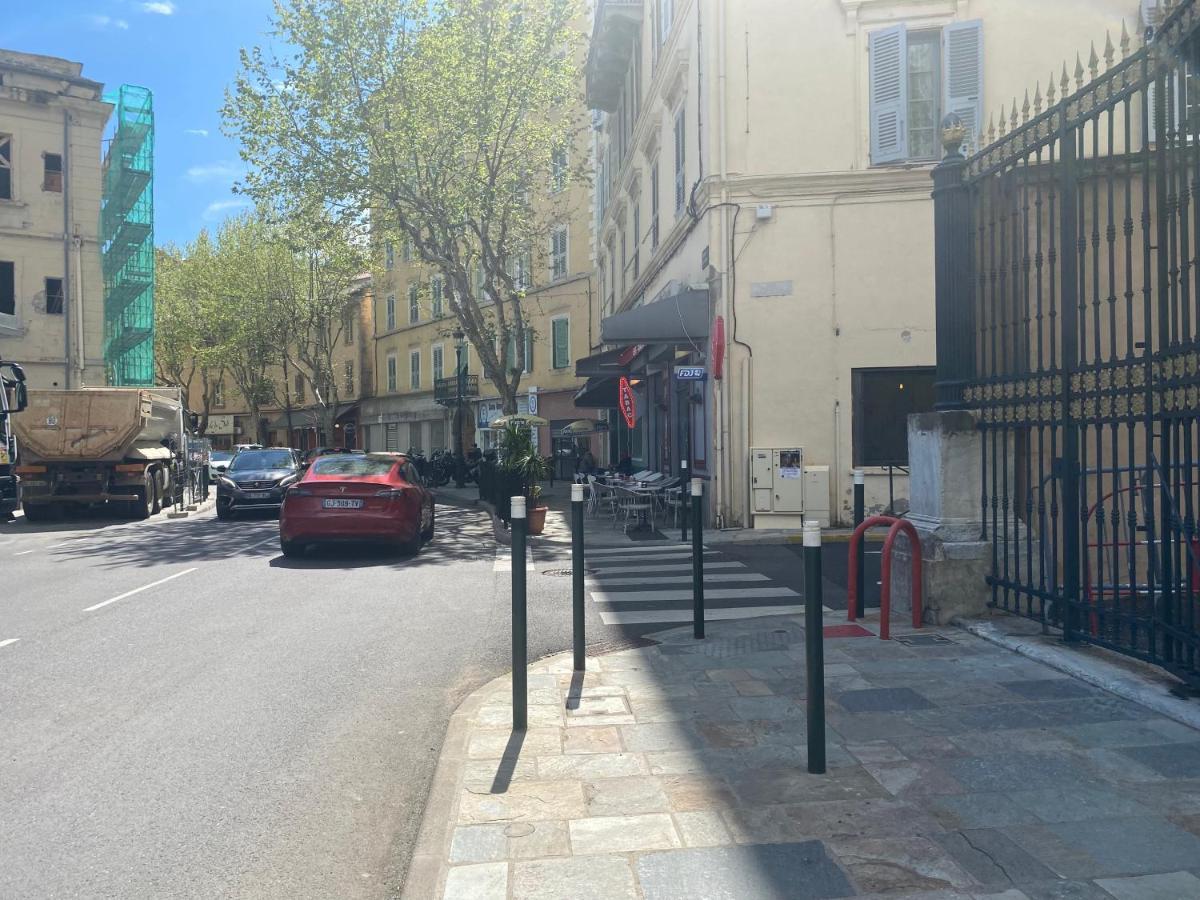 Appartement Centre-Ville Bastia  Exteriör bild